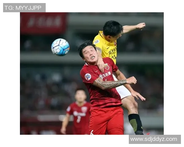 亚冠激战上海上港迎战广州恒大决战绿茵场谁能笑到最后